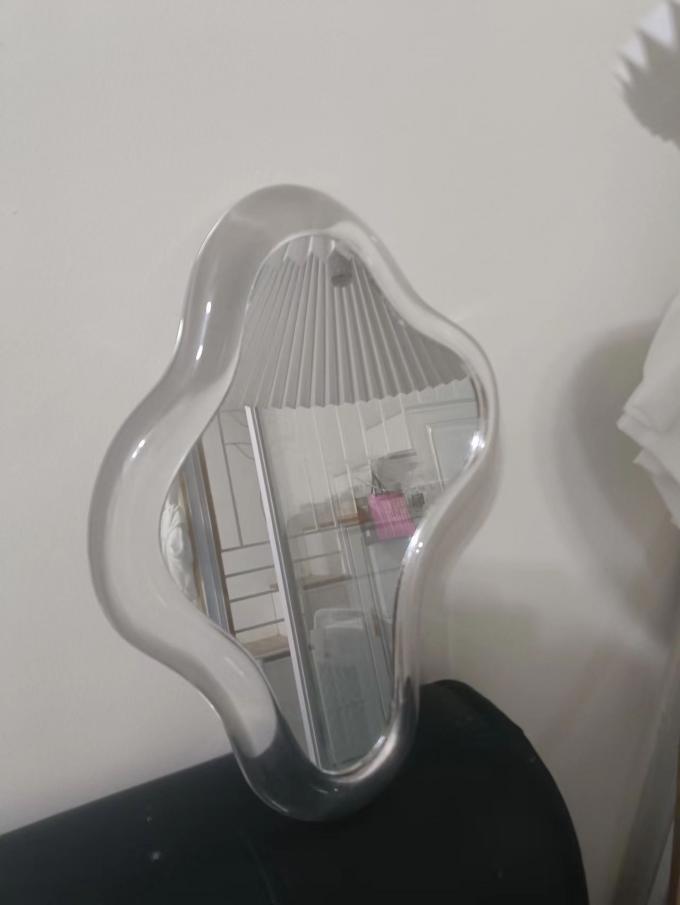 Lighted Acrylic Wall Mounted Magnifying Mirror For Bathroom Vanity 11