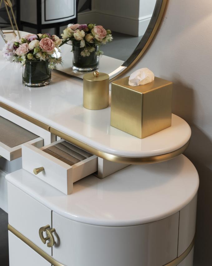 MDF Lighted Corner Vanity Set Standing Dressing Table 6