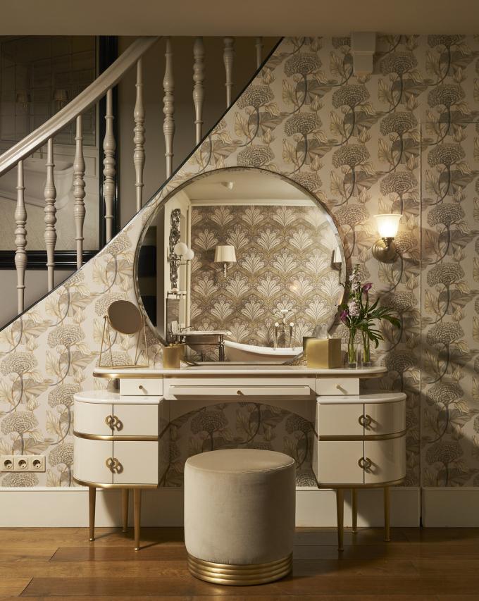 MDF Lighted Corner Vanity Set Standing Dressing Table 8
