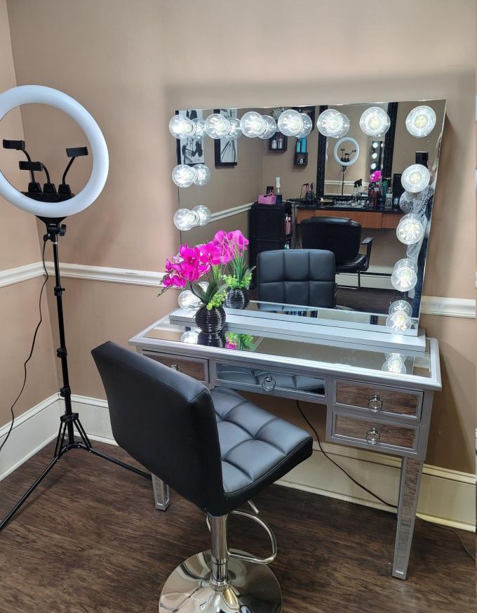 Custom Designs Vanity Lights Ideal for Table Desktop Dresser and Bathroom Dressing 15
