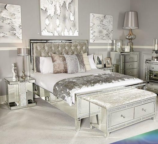 Modern Gold Finish Velvet Upholstered King Bed Queen Bedroom Set Furniture 2021 0