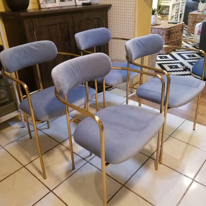 Contemporary Round Dinette Sets Velvet Upholstered Arm chair For Home 14