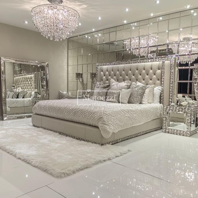Ubah Kamar Tidur Gaya Modern Inggris Ranjang Ukuran Kingsize Menampilkan Rangka Kayu Kristal Berlian Dan Desain Terbaru 5