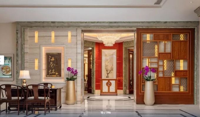 son şirket davası hakkında Shangri-La, zarif odaları ve şehre muhteşem manzarası olan zarif 5 yıldızlı otel.  9